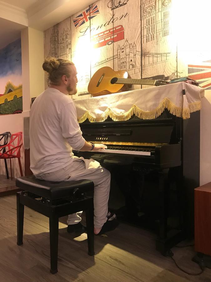 The Lily Hostel & Coffee Πόλη Χο Τσι Μινχ Εξωτερικό φωτογραφία