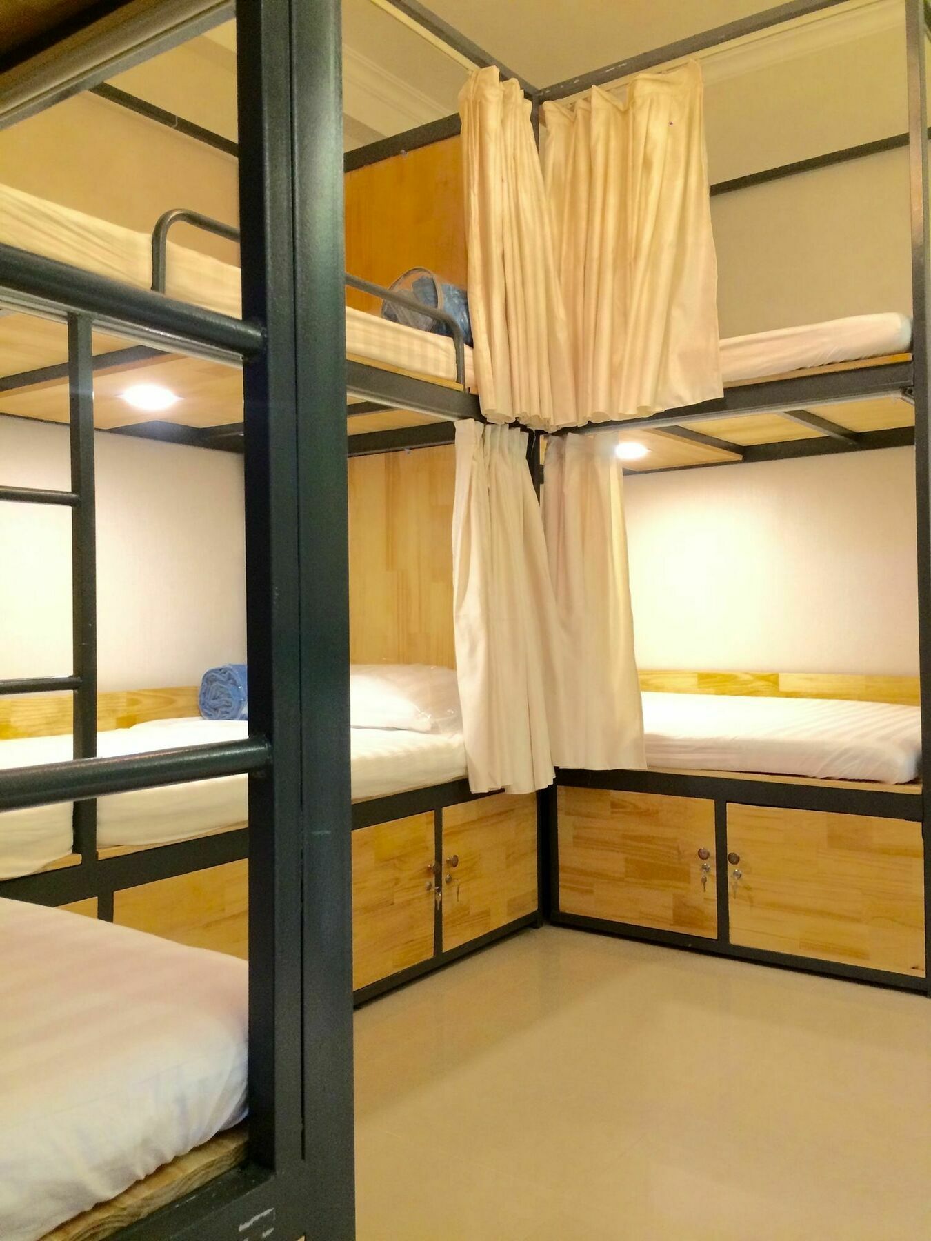The Lily Hostel & Coffee Πόλη Χο Τσι Μινχ Εξωτερικό φωτογραφία