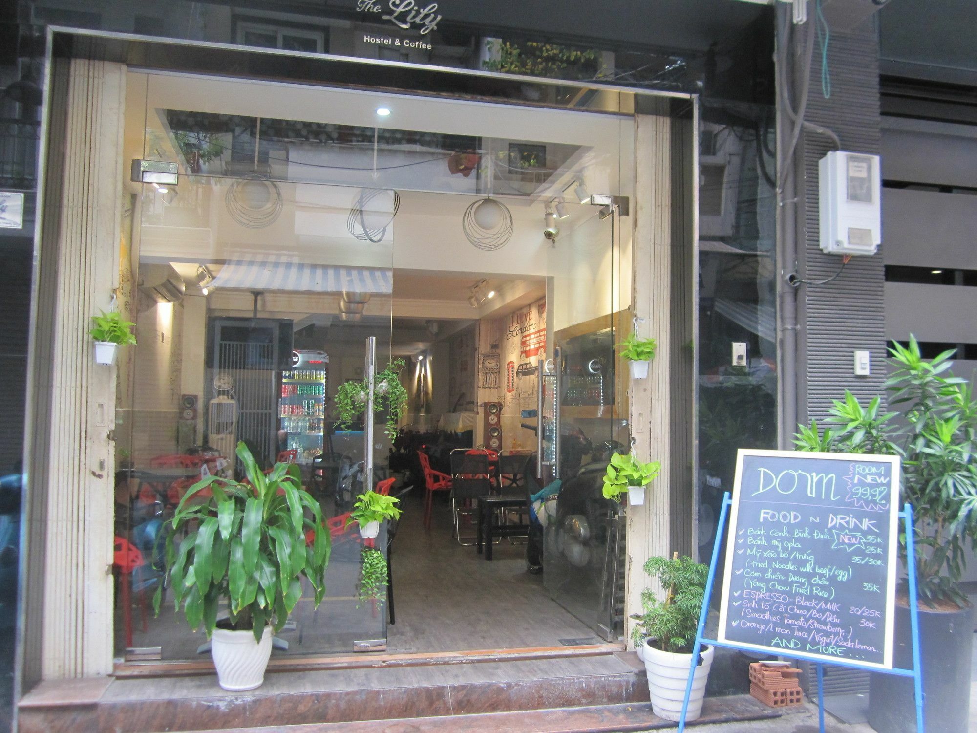 The Lily Hostel & Coffee Πόλη Χο Τσι Μινχ Εξωτερικό φωτογραφία